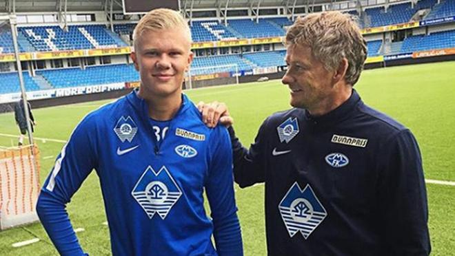 Emira Cup赛车：一台有“莲花魂”的赛道舞者（Emira Cup赛车：承载莲花精神的赛道舞者）