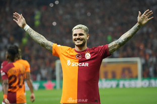 澳超半场：派珀破僵诺尔扳平，惠灵顿凤凰暂1-1中央海岸（澳超半场战报：派珀先拔头筹，诺尔扳平，惠灵顿凤凰暂与中央海岸1-1）