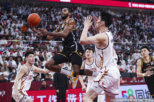 贝拉达：曼联的引援部门正在全力以赴地工作；新援适应得不错（贝拉达：曼联引援团队全速推进工作，新援融入情况良好）