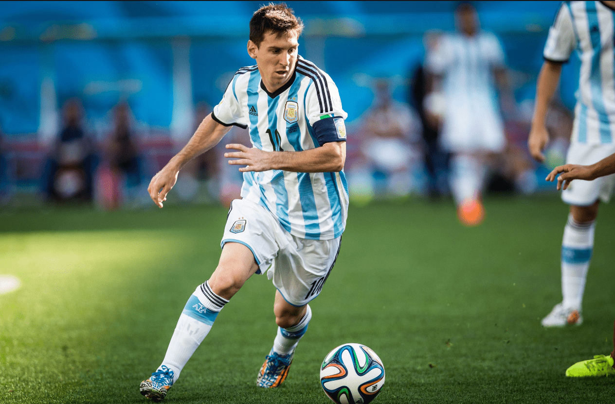 德转列球员制造进球排行榜：凯恩进入前十（德转发布球员参与进球榜：凯恩跻身前十）