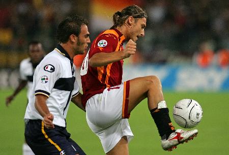 为何换下伊尔迪兹？斯帕莱蒂：奥蓬达身价可是有四、五千万欧（斯帕莱蒂解释换下伊尔迪兹：奥蓬达身价达四五千万欧）