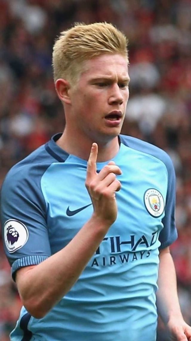 结束两年半的等待！官方：巴萨回归诺坎普，首战将对阵毕巴（两年半的等待终结！巴萨官宣重返诺坎普，回归首战迎战毕巴）