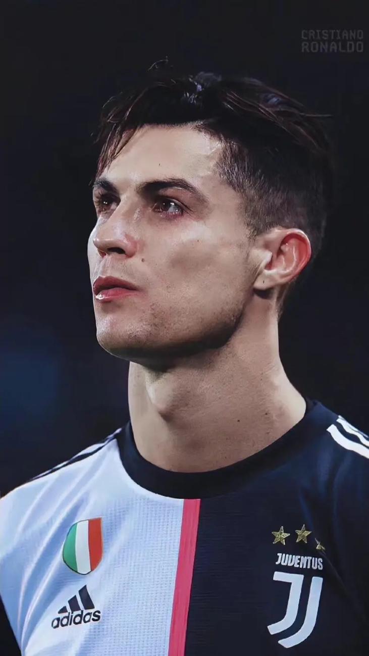 斯内德：穆帅对我而言就像父亲，贝尼特斯来国米的时机不对（斯内德称穆里尼奥如父，直言贝尼特斯接手国米时机不对）