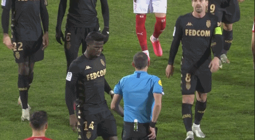 足球曝英超多队将出售核心以平衡财政