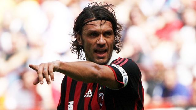 记者：李可并未参加申花赛前合练，明天能否首发存疑（记者：李可缺席申花赛前合练，明日是否首发成疑）