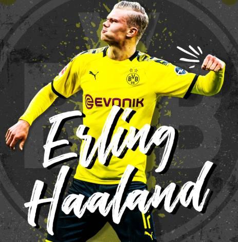 梅西雕像揭幕仪式上，梅西与宝莱坞影星沙鲁克-汗合影（梅西雕像揭幕现场，梅西与宝莱坞巨星沙鲁克·汗同框合影）